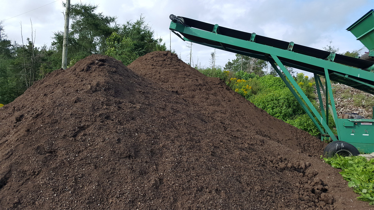 Composting processing into pile