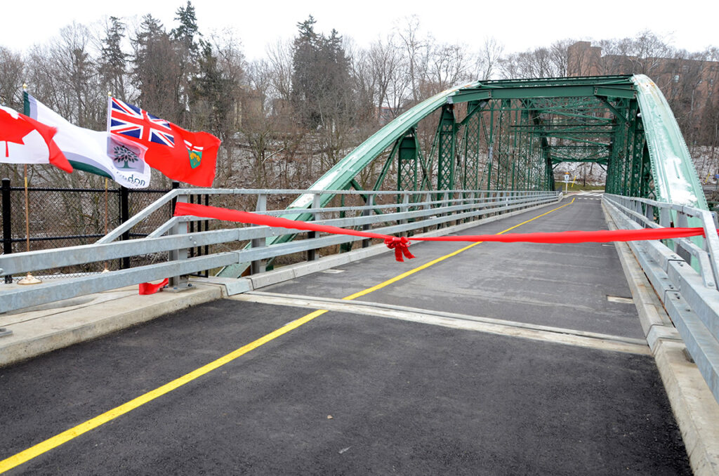 Blackfriars Bridge reopening with ribbon across bridge